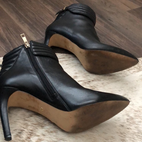 Ann Taylor Healed boots - Picture 3 of 3